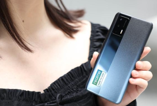 旗舰手机性价比最高的机型 b6be270e32e049d0bc0f8fe233d9dd4b.png